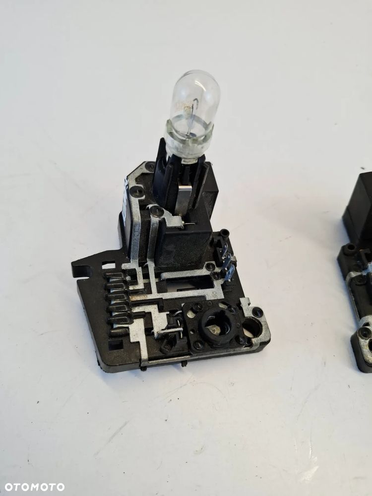 Mocowanie Wkład Lampy Tył W Klapę Lewa Lewy A6 C6 Kombi - 9