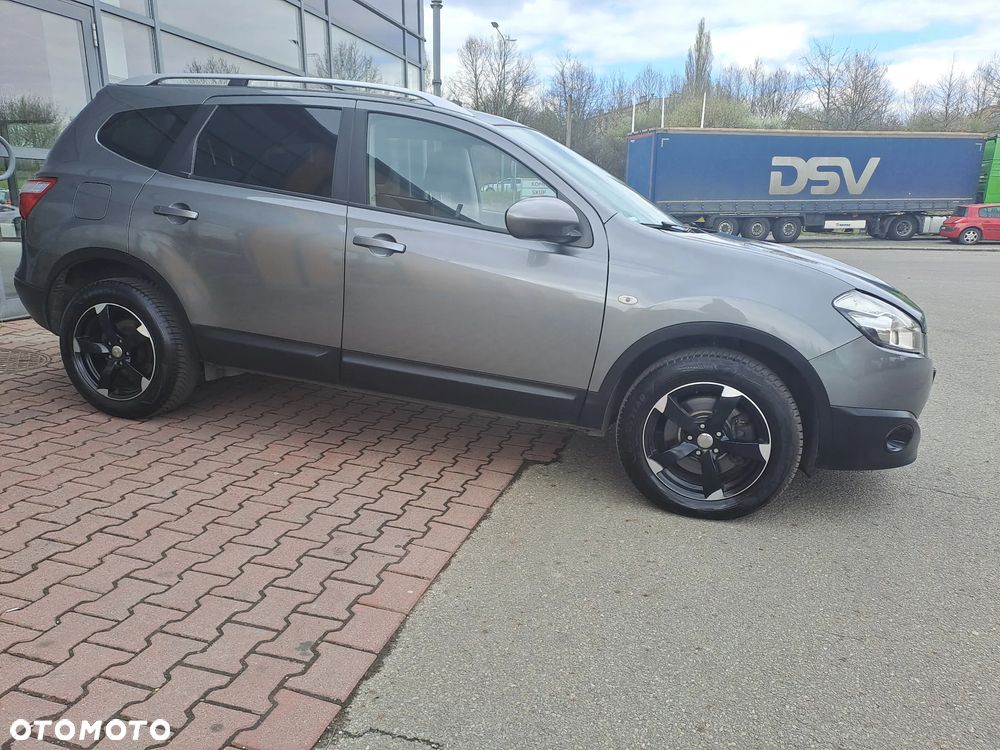 Nissan Qashqai+2 2.0 dCi DPF acenta - 13
