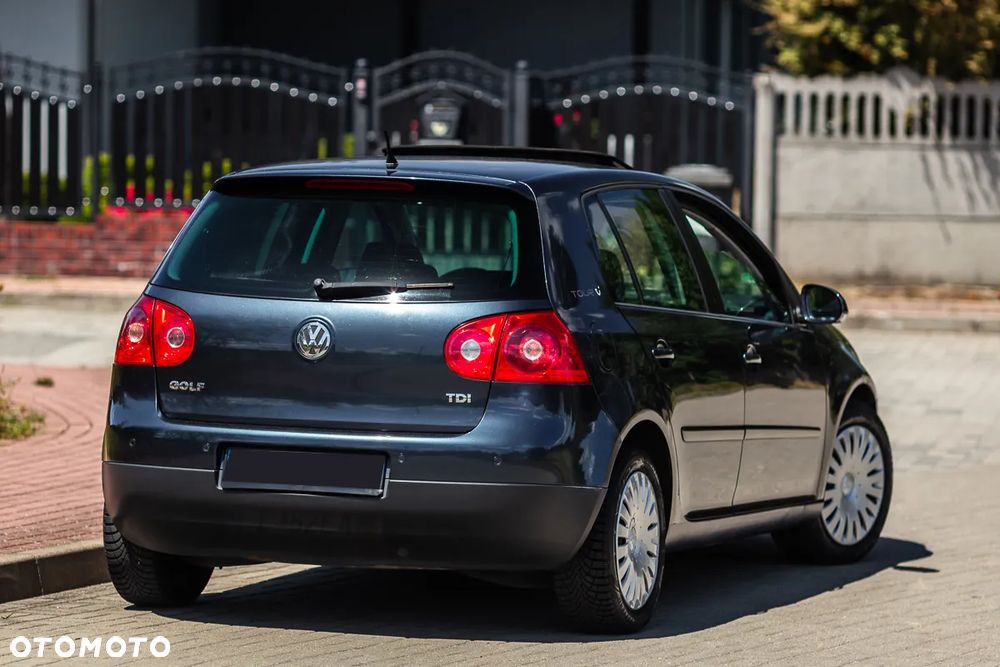 Volkswagen Golf 1.9 TDI DPF Tour - 5