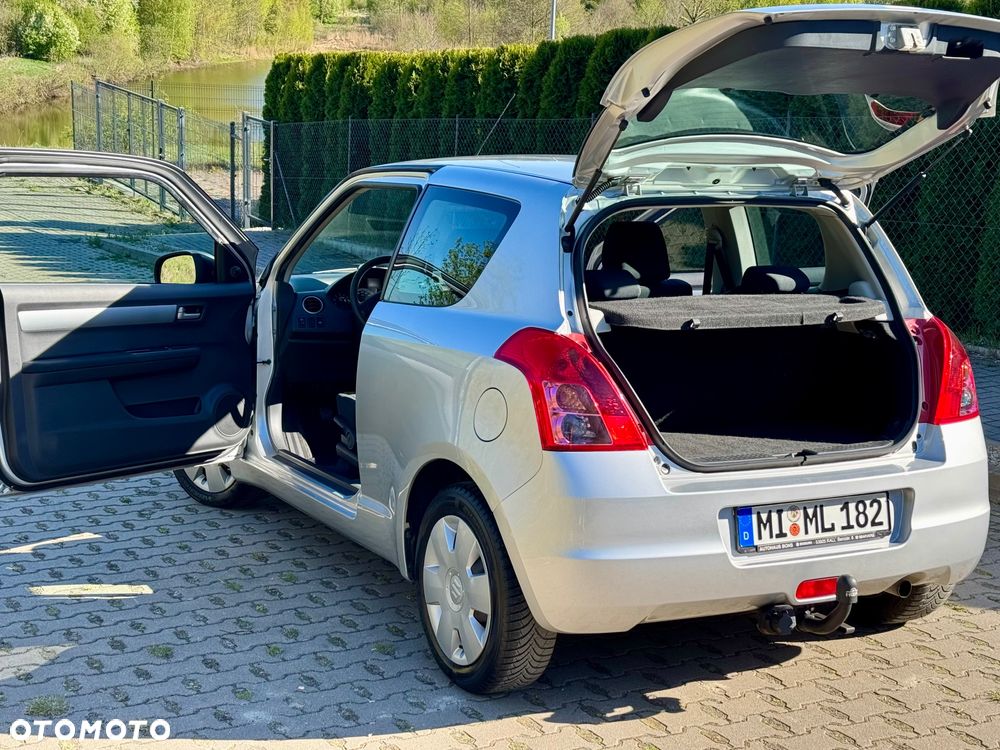Suzuki Swift 1.3 Comfort - 26