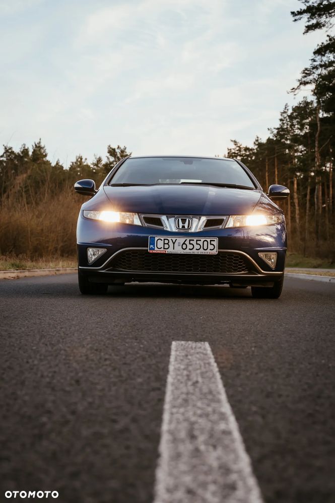 Honda Civic 1.8 Sport - 3
