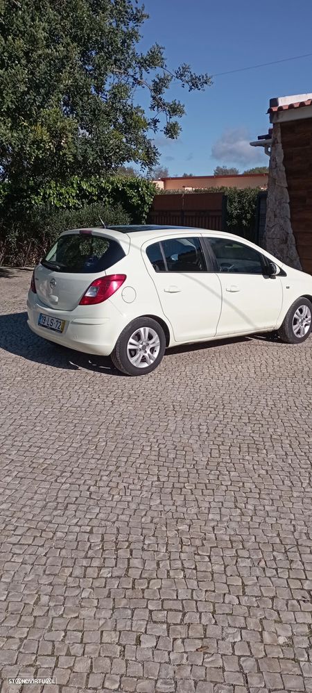 Opel Corsa - 2