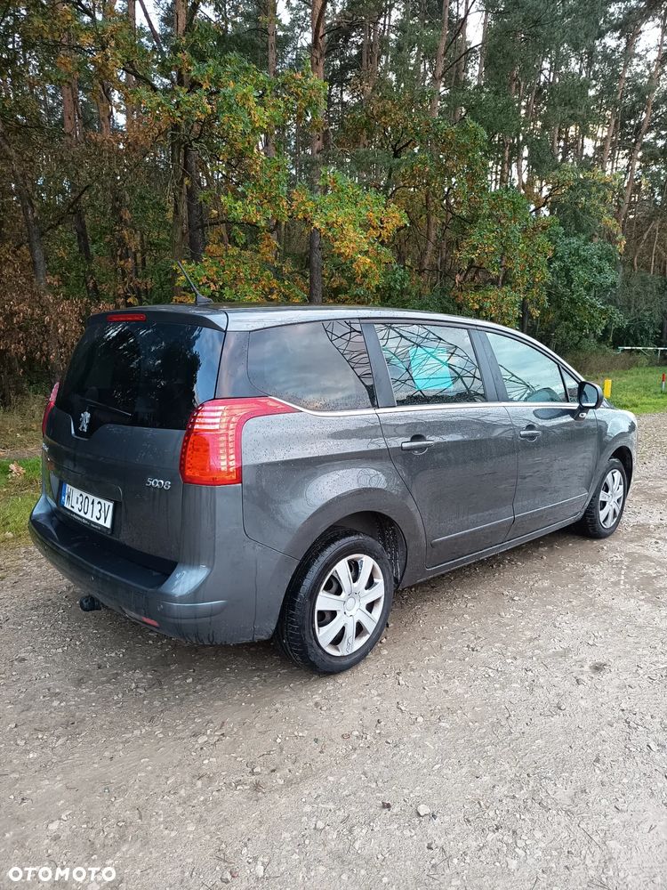 Peugeot 5008 - 4