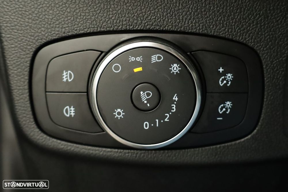 Ford Focus 1.0 EcoBoost MHEV ST-Line X - 20