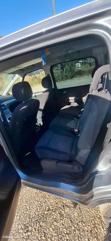 Ford Galaxy 1.8 TDCi Titanium - 8