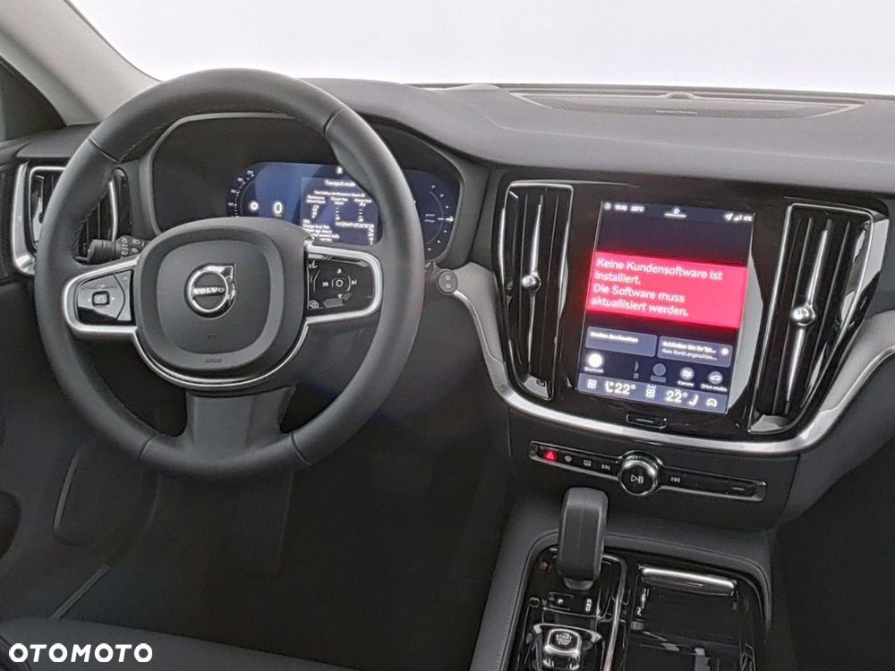 Volvo V60 T8 AWD Plug-In Hybrid Plus Dark - 8
