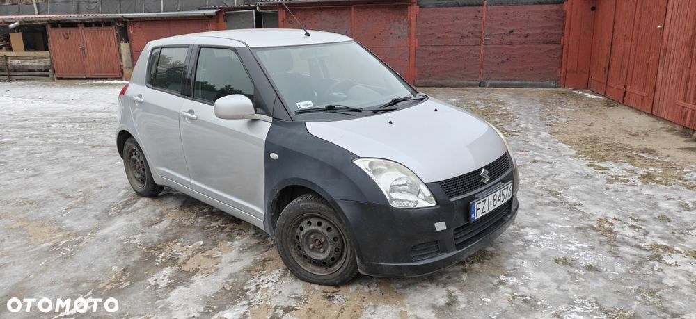 Suzuki Swift - 2