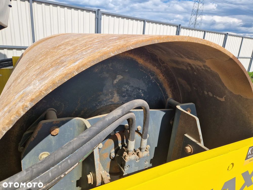 JCB Vibromax W 1105 D * 2000r. * walec do gruntu * - 10