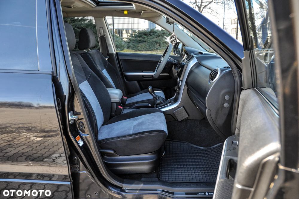 Suzuki Grand Vitara - 11