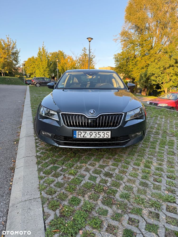 Skoda Superb 1.8 TSI L&K DSG - 3