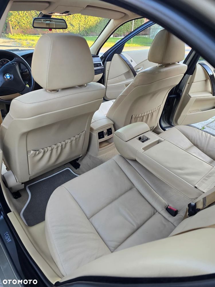 BMW Seria 5 - 25