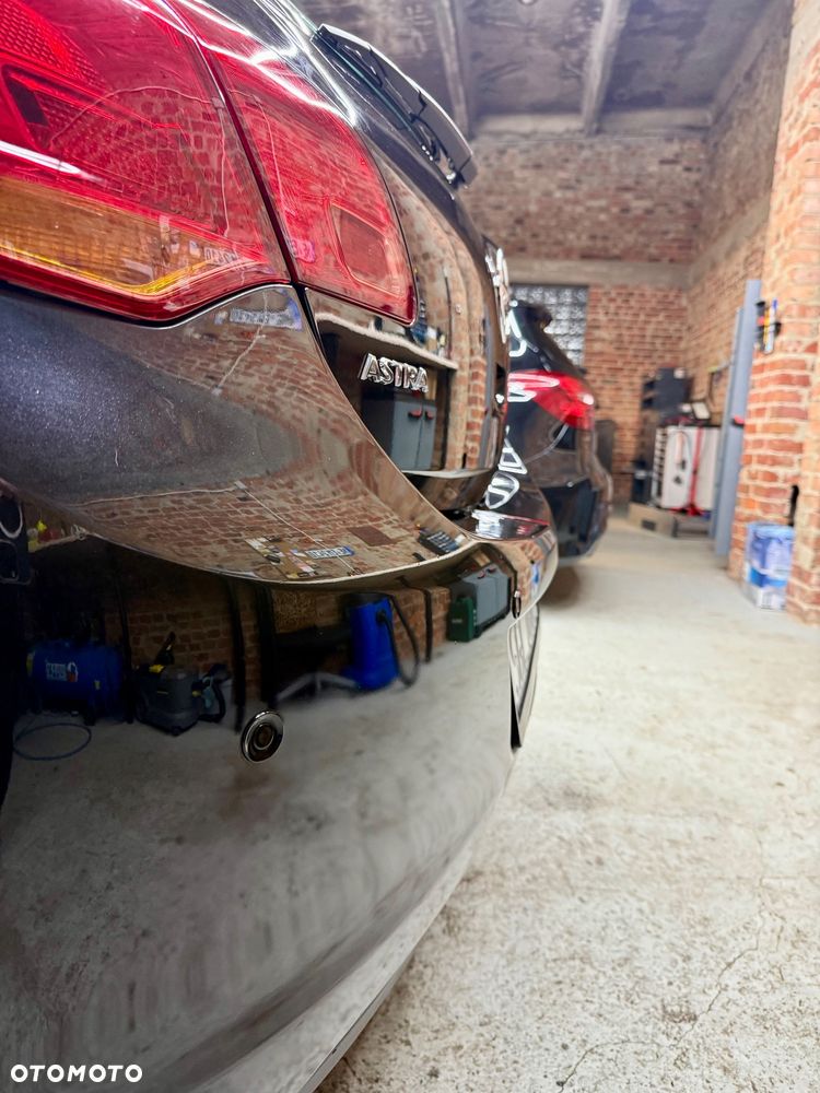 Opel Astra 1.6 Active - 31