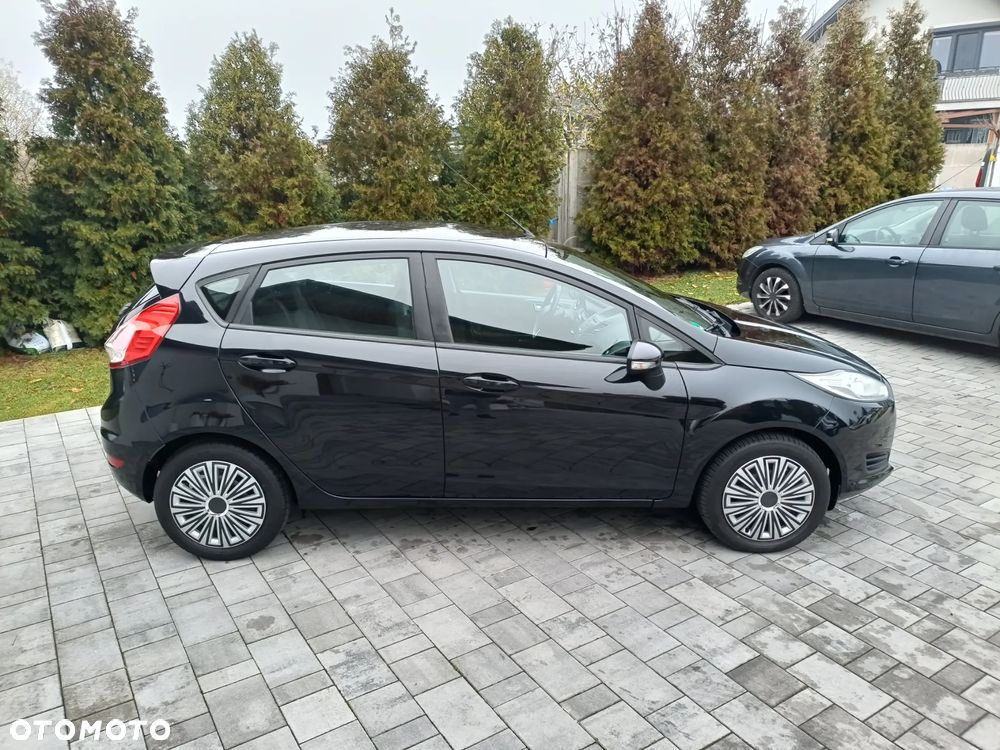 Ford Fiesta - 16