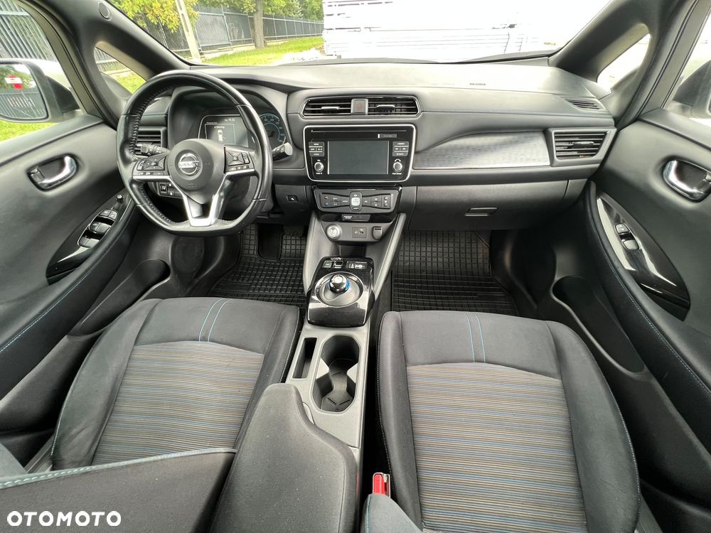 Nissan Leaf 40 kWh N-Connecta - 17