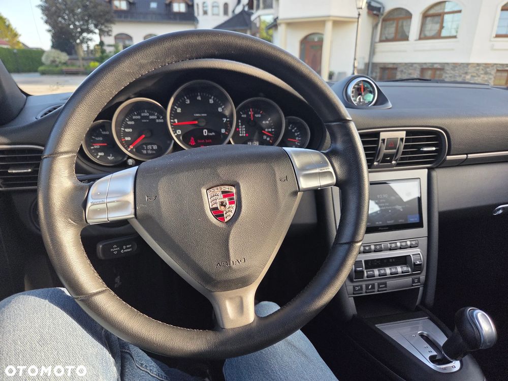 Porsche 911 Carrera Tiptronic S - 7