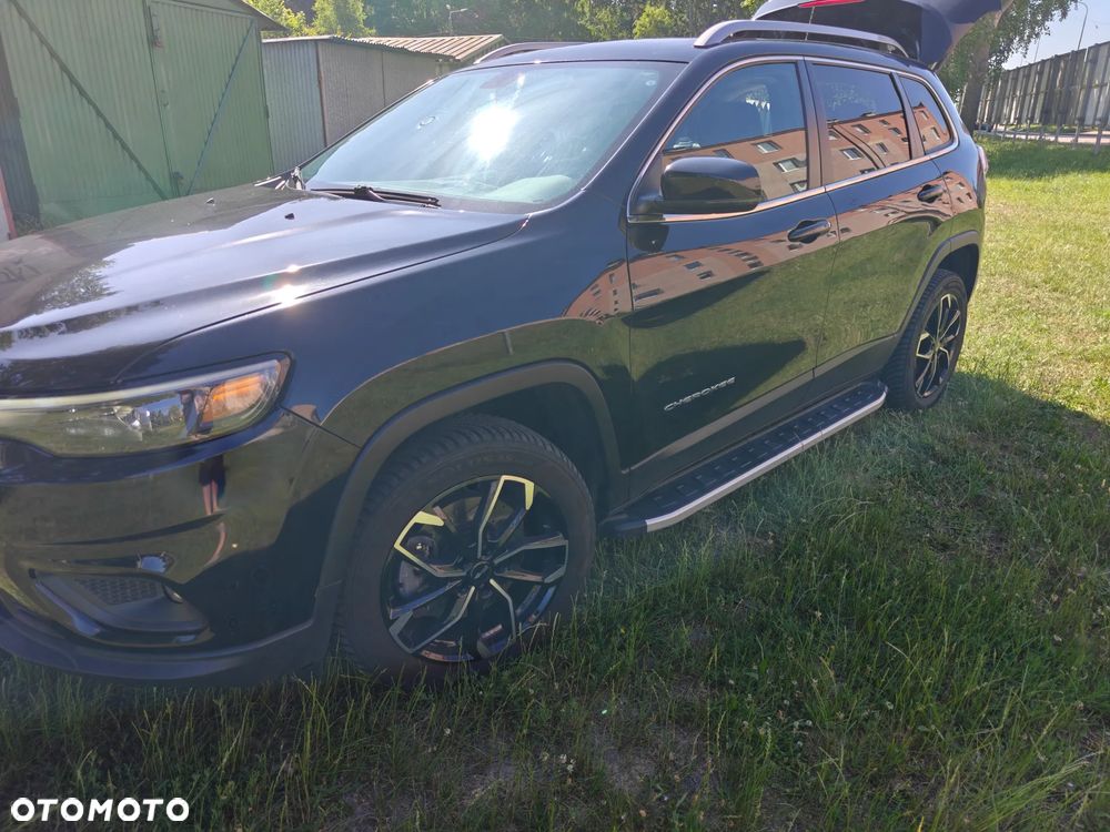 Jeep Cherokee - 15