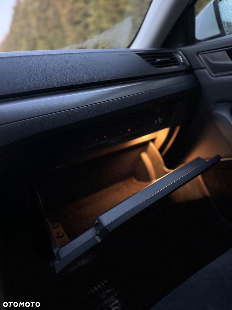 Skoda Superb 2.0 TSI 4x4 DSG SportLine - 28