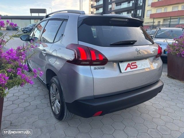 Peugeot 2008 1.6 BlueHDi Style - 24