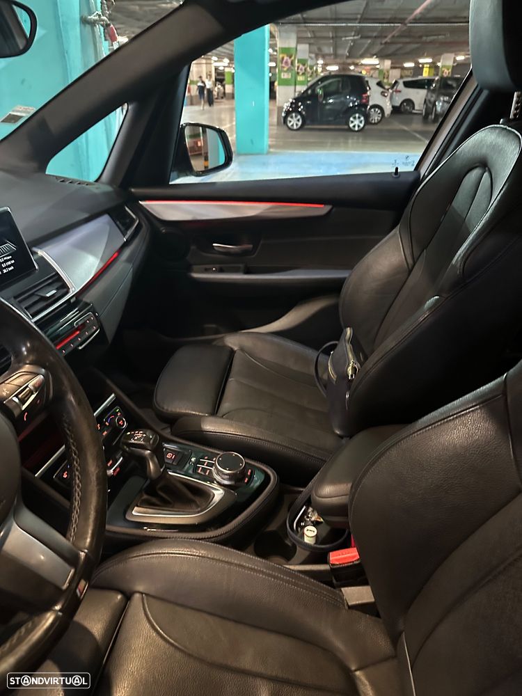 BMW 214 Active Tourer - 16