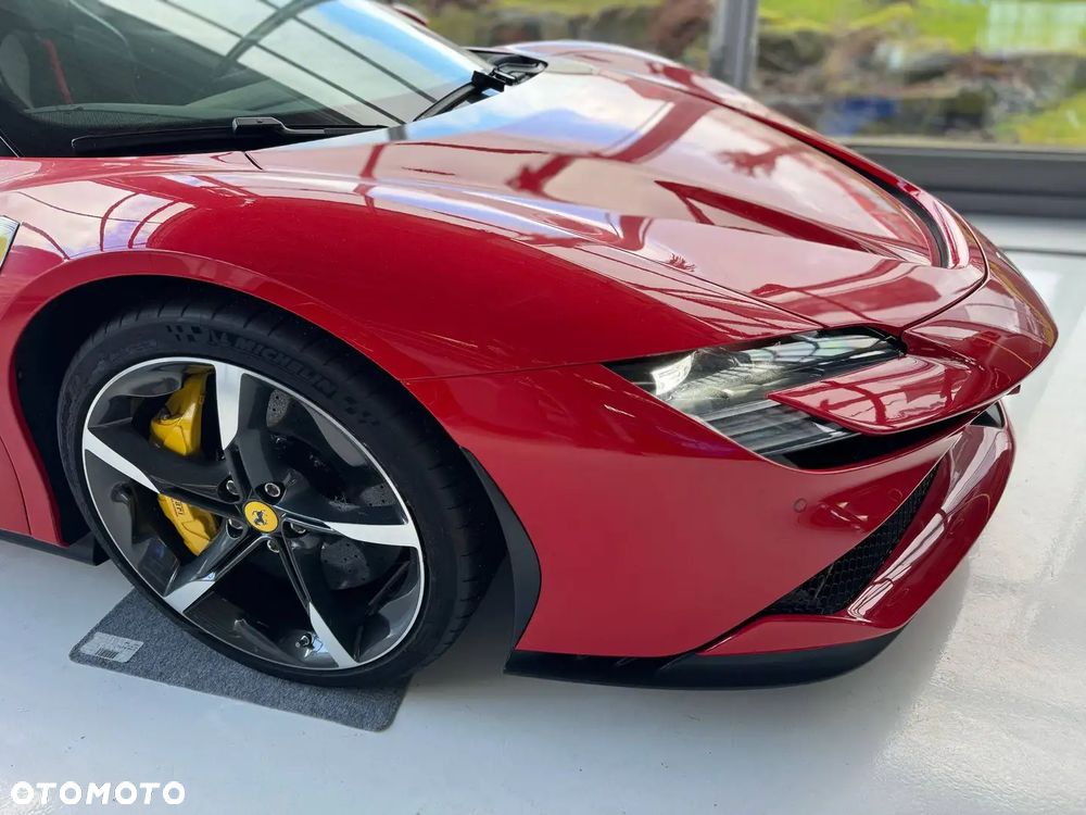 Ferrari SF90 Spider - 7