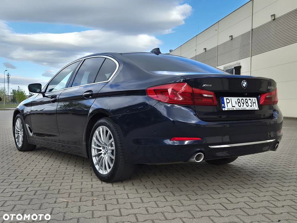 BMW Seria 5 520d xDrive Luxury Line sport - 40