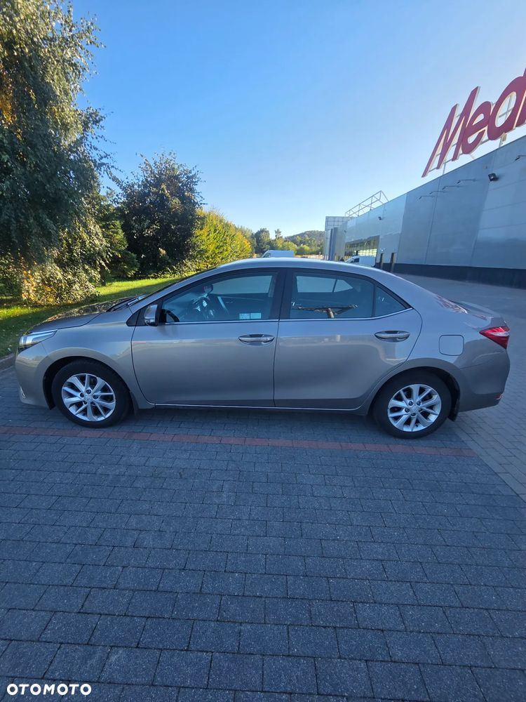 Toyota Corolla 1.6 Premium EU6 - 2