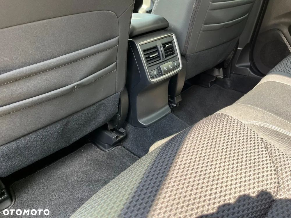 Subaru Forester 2.0i-L Exclusive (EyeSight) Lineartronic - 12