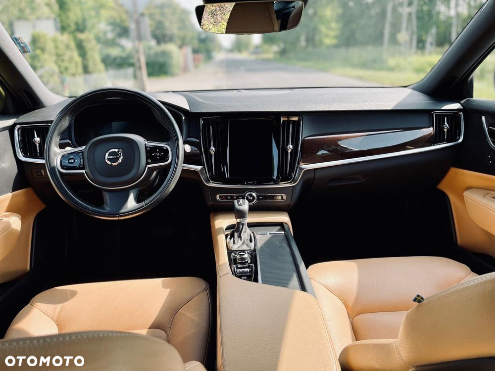 Volvo S90 T5 Momentum - 5