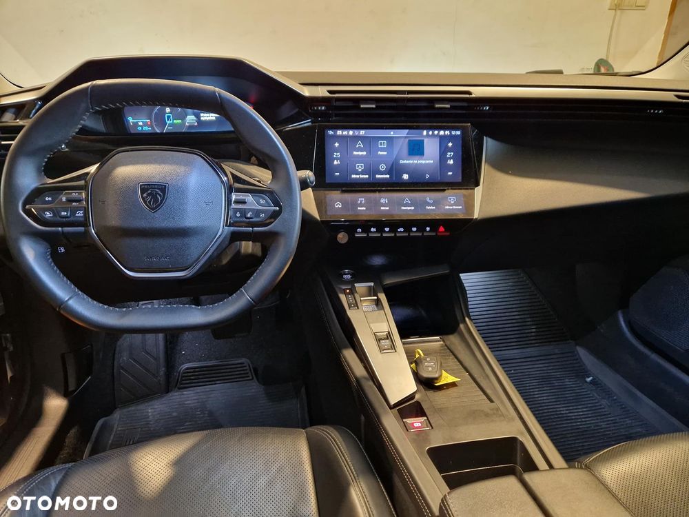 Peugeot 308 1.6 Hybrid PHEV Allure Pack EAT8 - 12