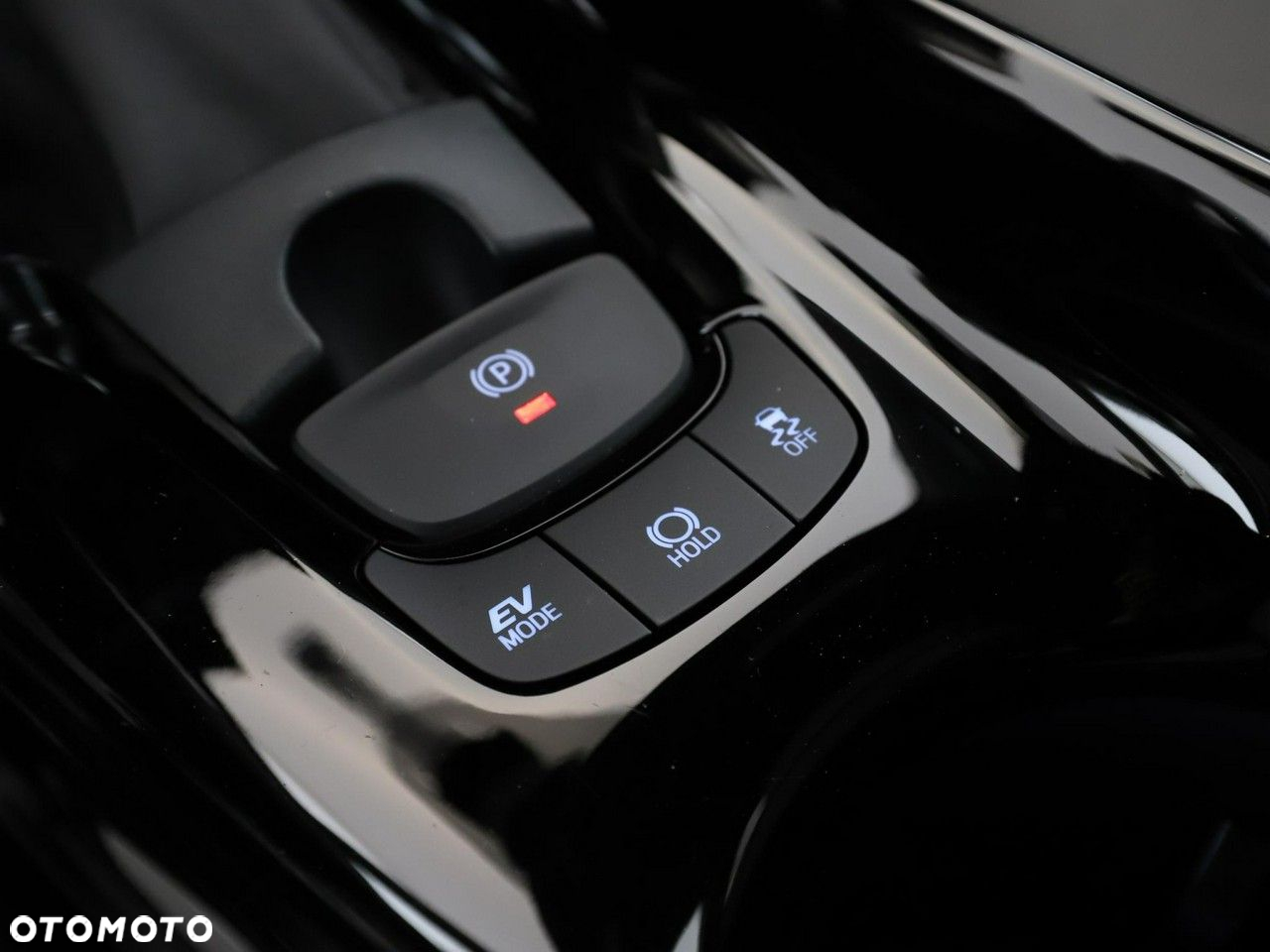 Toyota C-HR Hybrid Lounge - 24