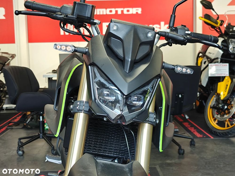 QJMOTOR SRK 125S - 4