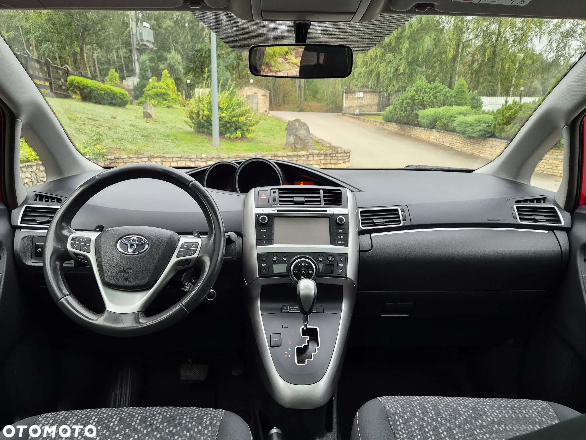 Toyota Verso 1.8 Prestige MS - 24