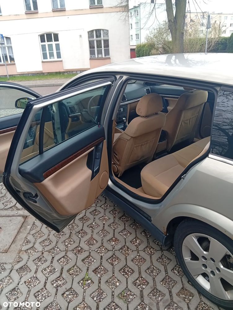 Opel Vectra 1.8 Comfort - 4