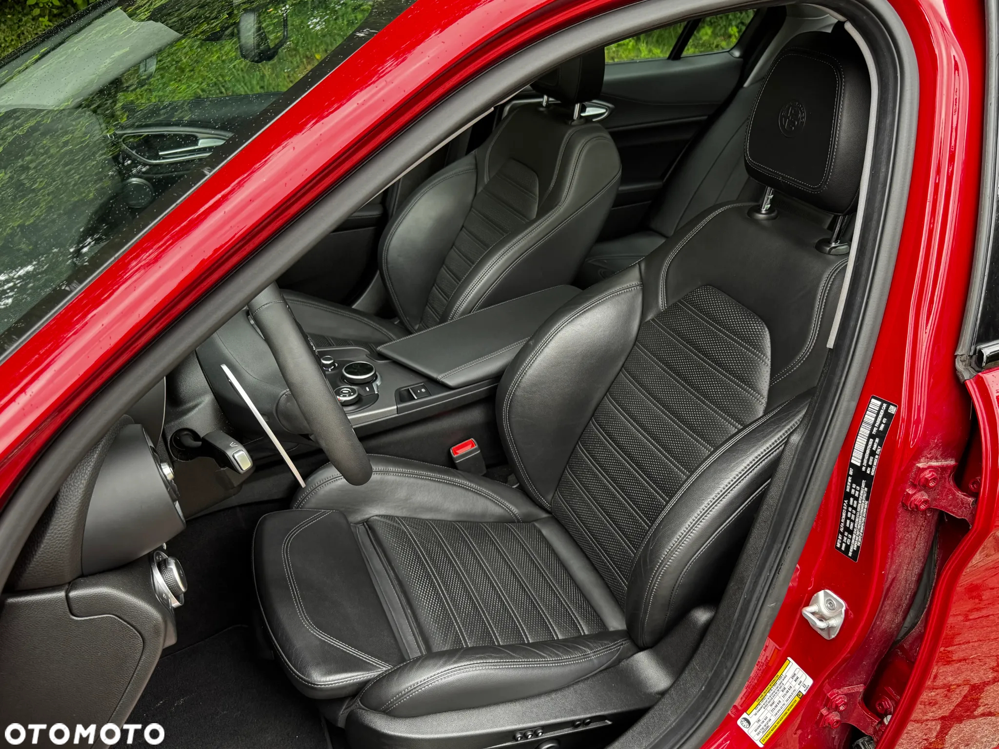 Alfa Romeo Giulia 2.0 Turbo 16V AT8-Q4 Veloce - 16
