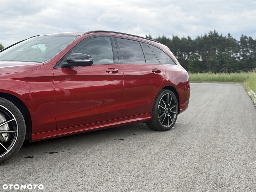 Mercedes-Benz Klasa C 300 9G-TRONIC AMG Line - 4