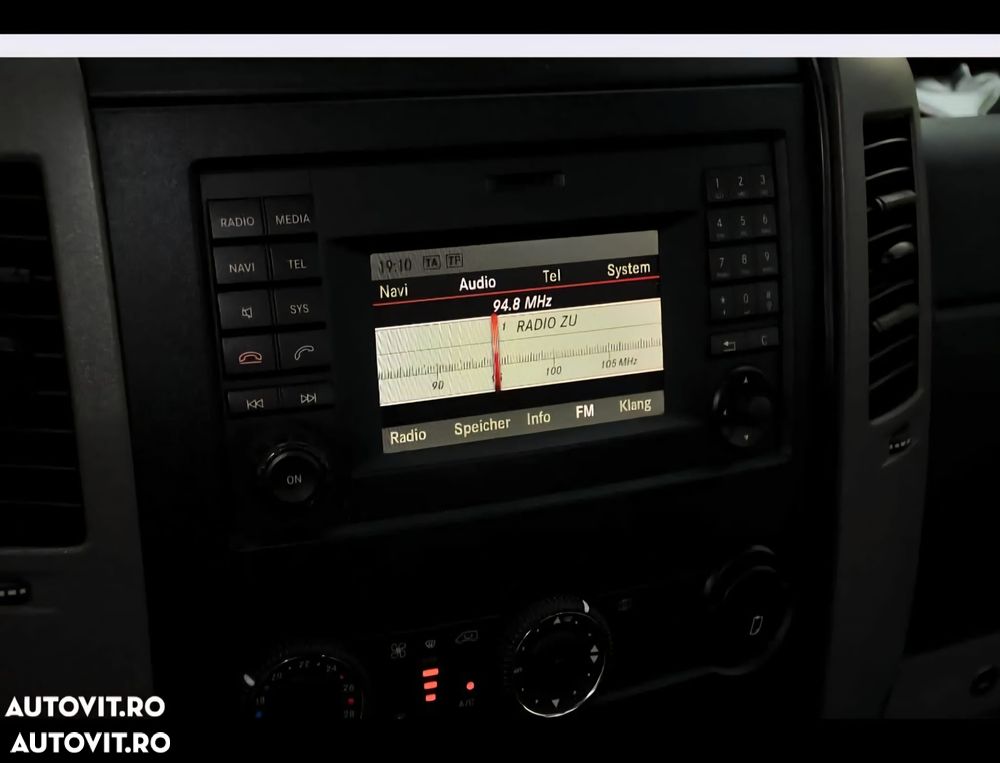 Mercedes-Benz Sprinter - 2