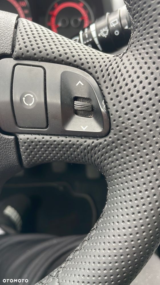 Kia Ceed - 14