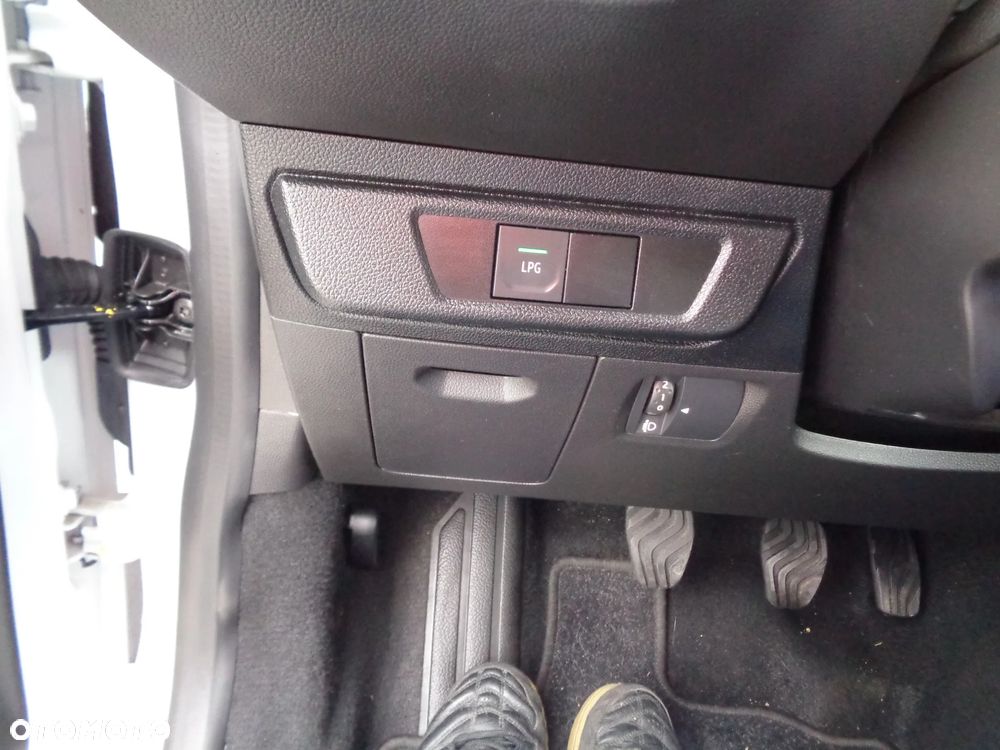 Dacia Sandero Stepway - 13
