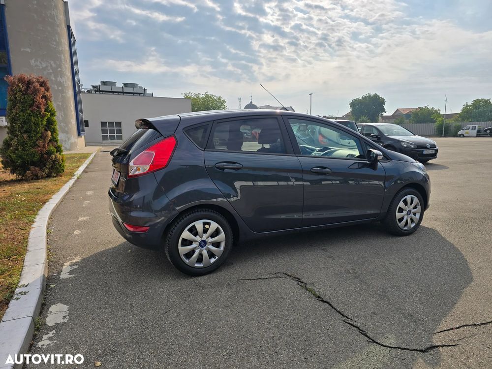 Ford Fiesta - 4