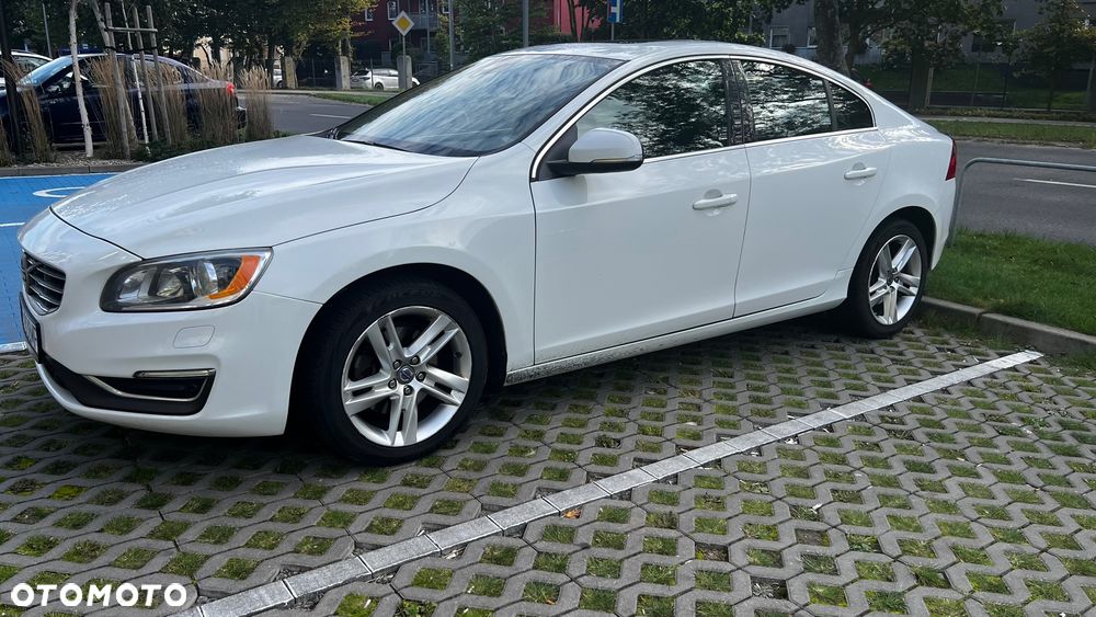 Volvo S60 2015 photo 3