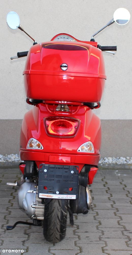 Piaggio Vespa - 7