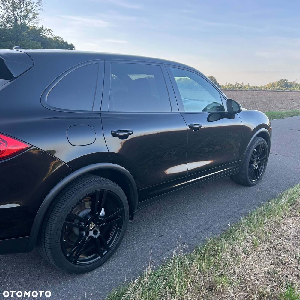 Porsche Cayenne - 7