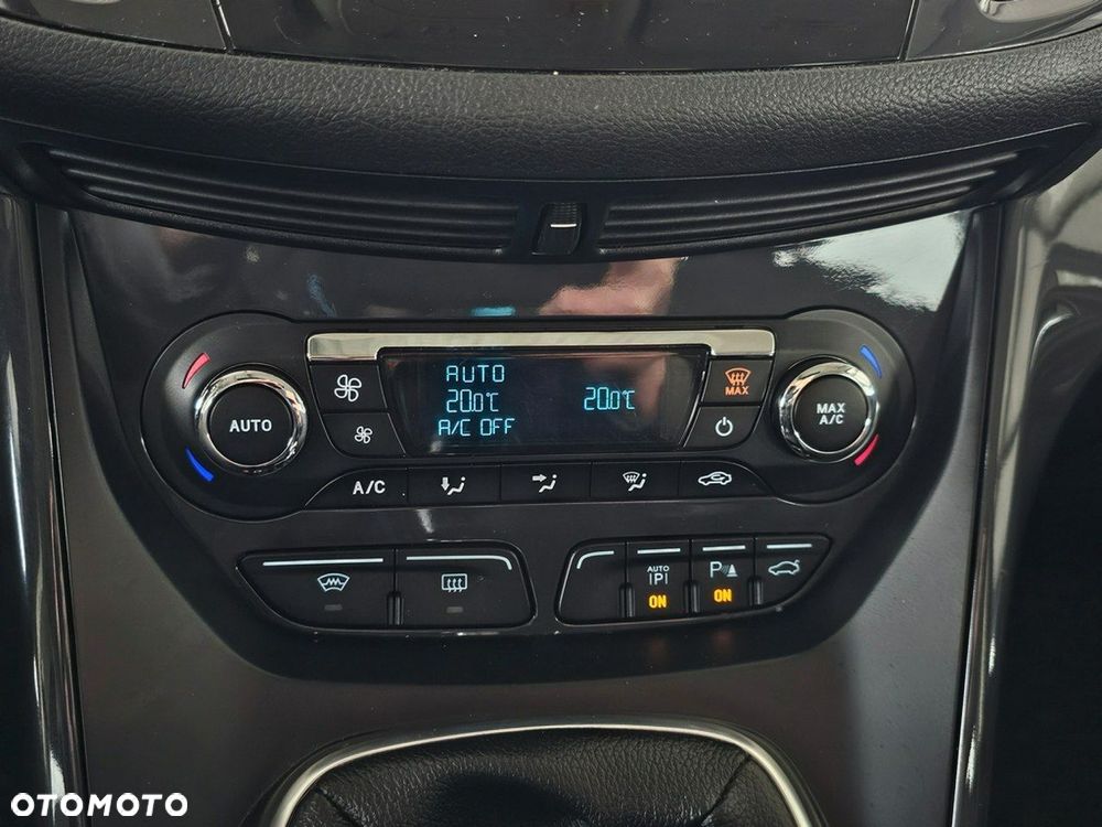 Ford Kuga - 22