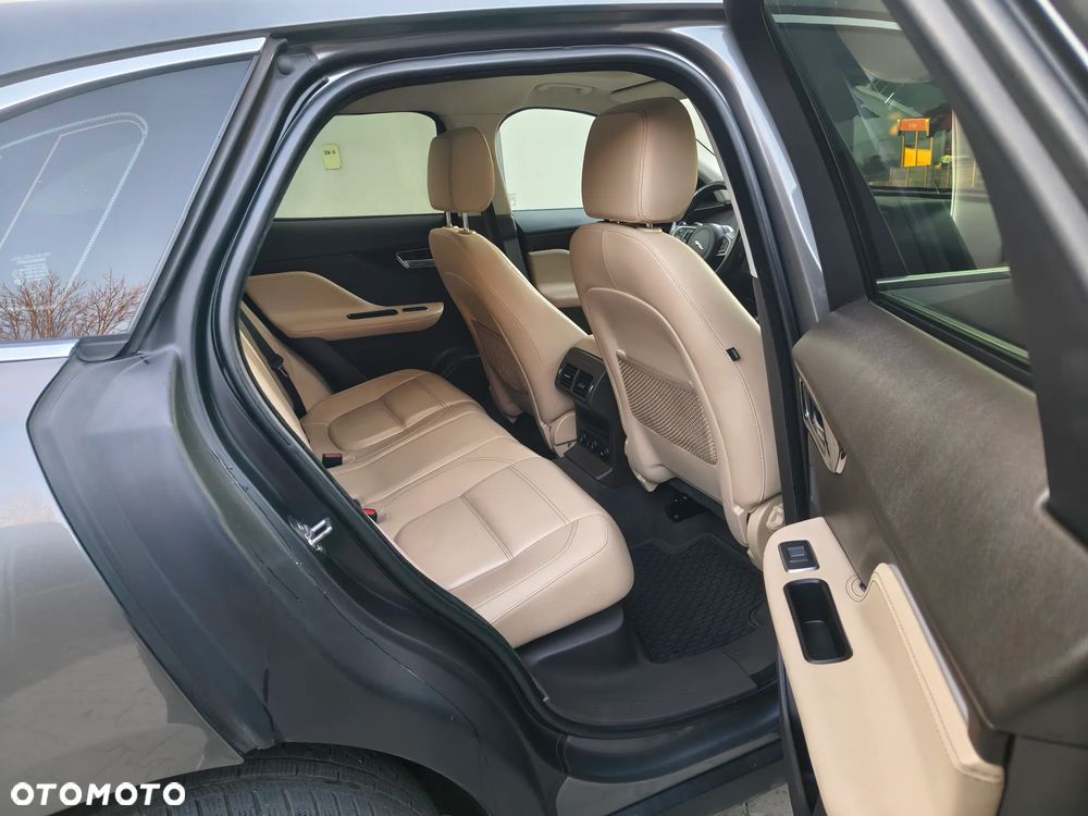 Jaguar F-Pace 2.0 i4D AWD Prestige - 15