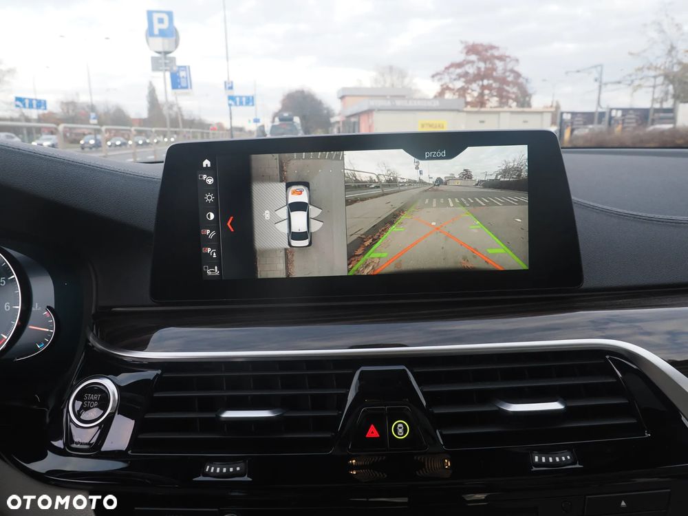 BMW Seria 5 530i xDrive M Sport sport - 6