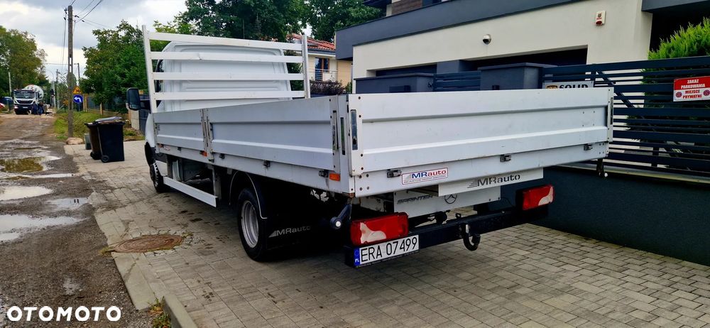Mercedes-Benz Sprinter 519 - 8