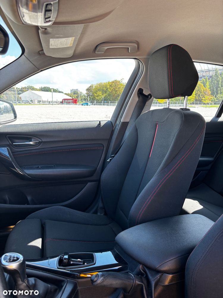 BMW Seria 1 116d Sport Line - 9