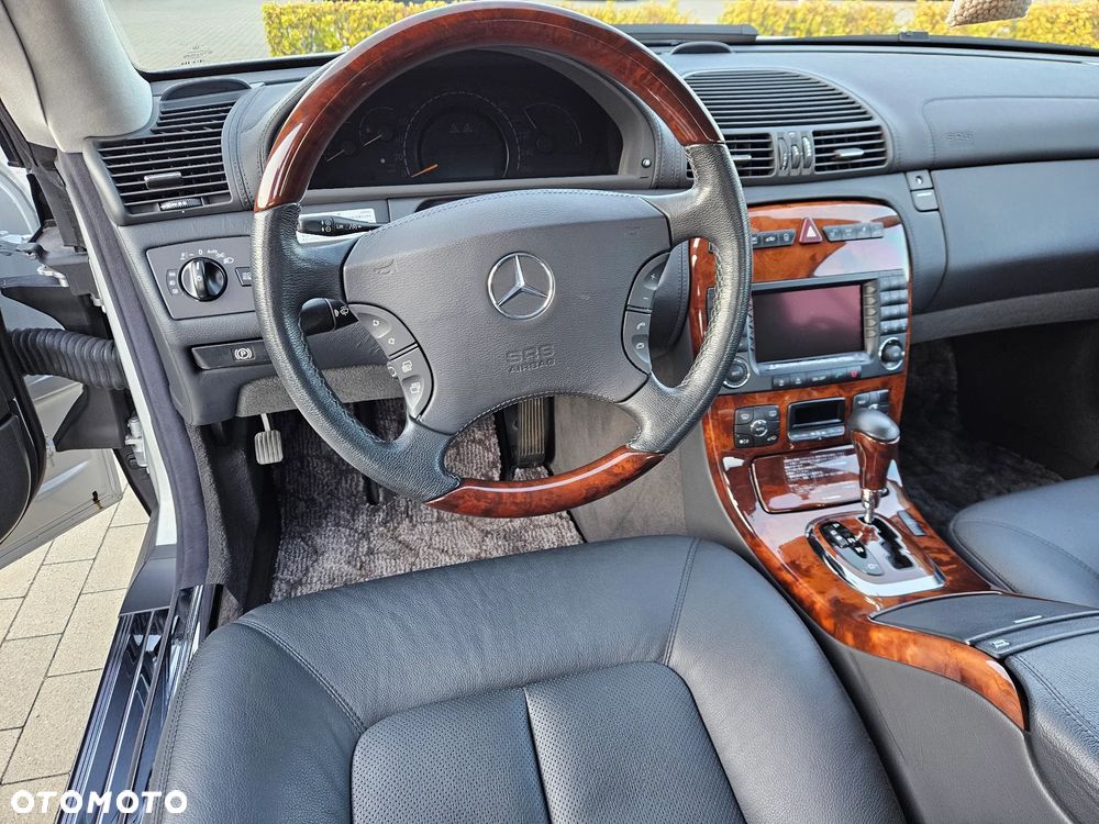 Mercedes-Benz CL - 30