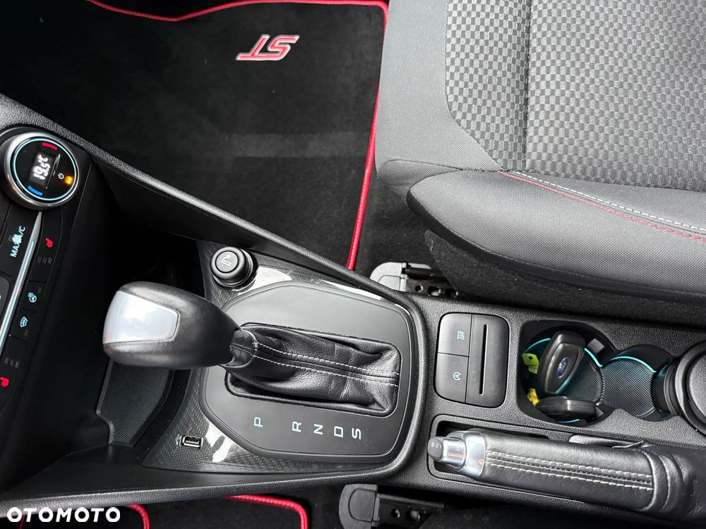 Ford Fiesta 1.0 EcoBoost Powershift ST-LINE - 26
