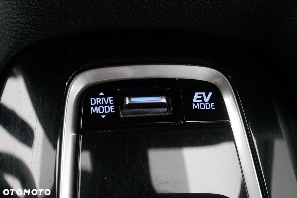 Toyota Corolla 1.8 Hybrid Comfort - 21